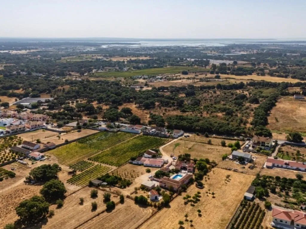 Vue aérienne - Luxury House with Multiple Units in Setúbal