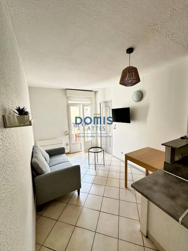 Séjour - Appartement T2 Proche des Halles à Sète