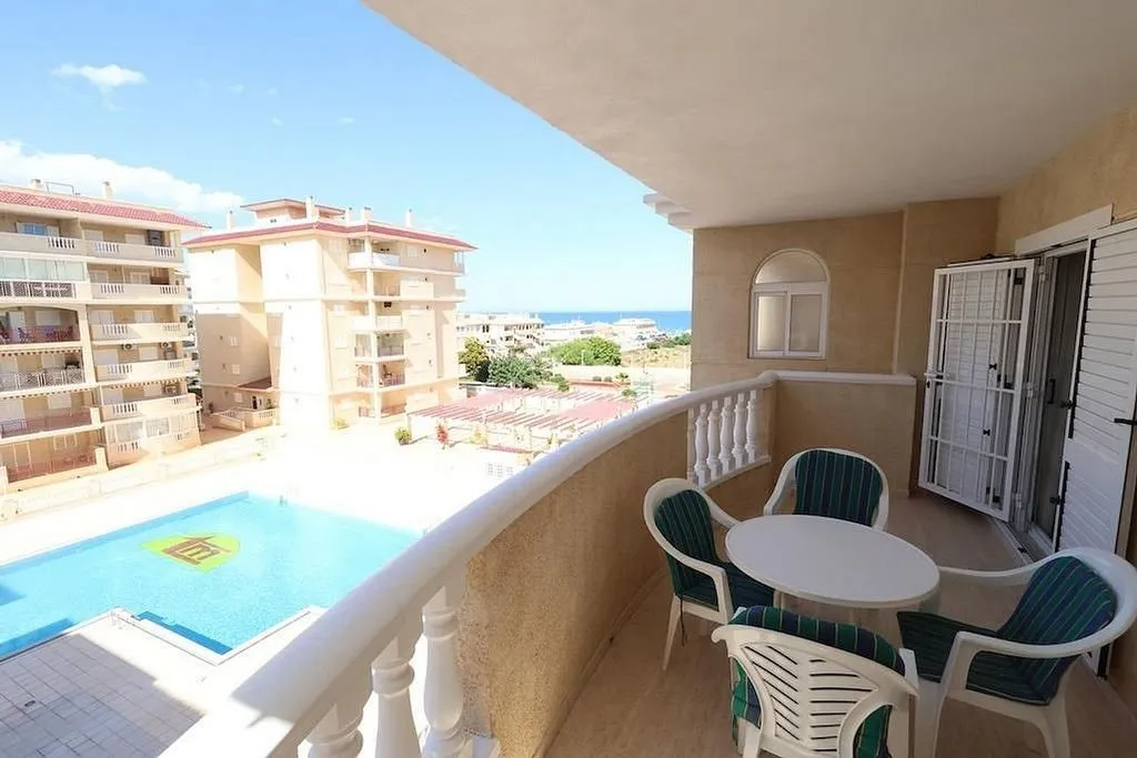 Balcon - Apartment with Pool and Terrace in La Mata