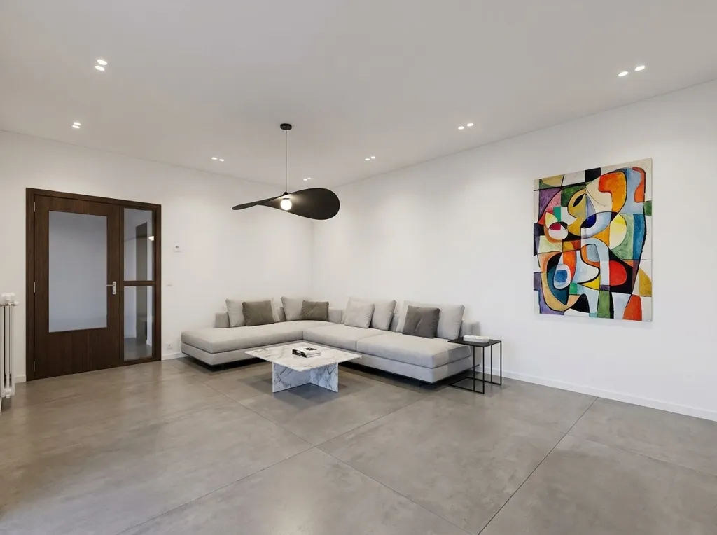 Elutuba - Two-Bedroom Apartment with Terrace in Merksem