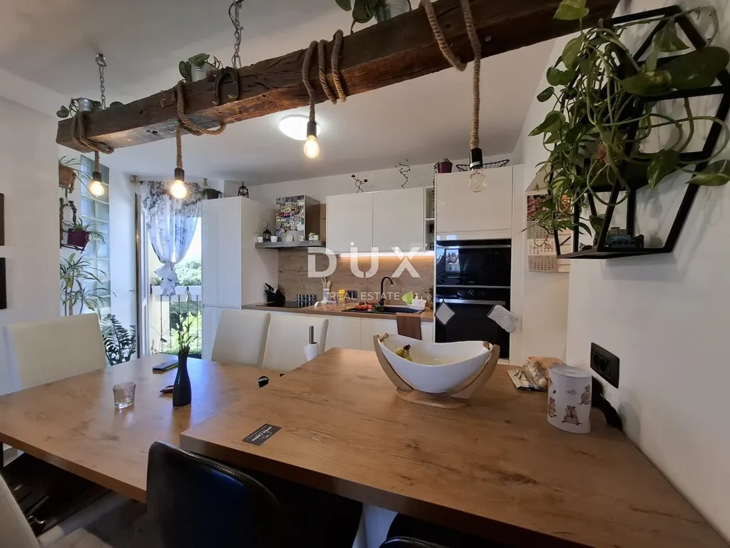 Söögituba - Fully Renovated Flat with Storage in Pula