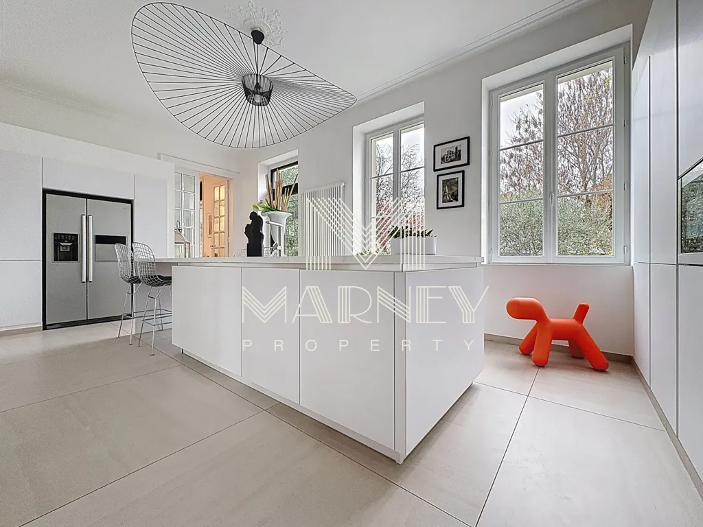Maison 15 pièces à Compiègne