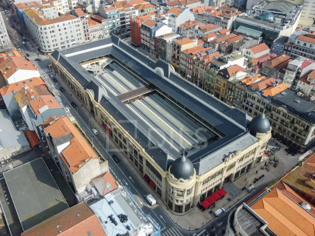 Õhuvaade - T2 Apartment with Balcony in Porto
