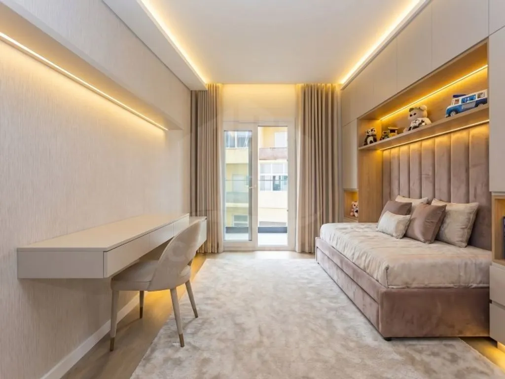 Magamistoad - Luxury Penthouse with Bay View in Almada