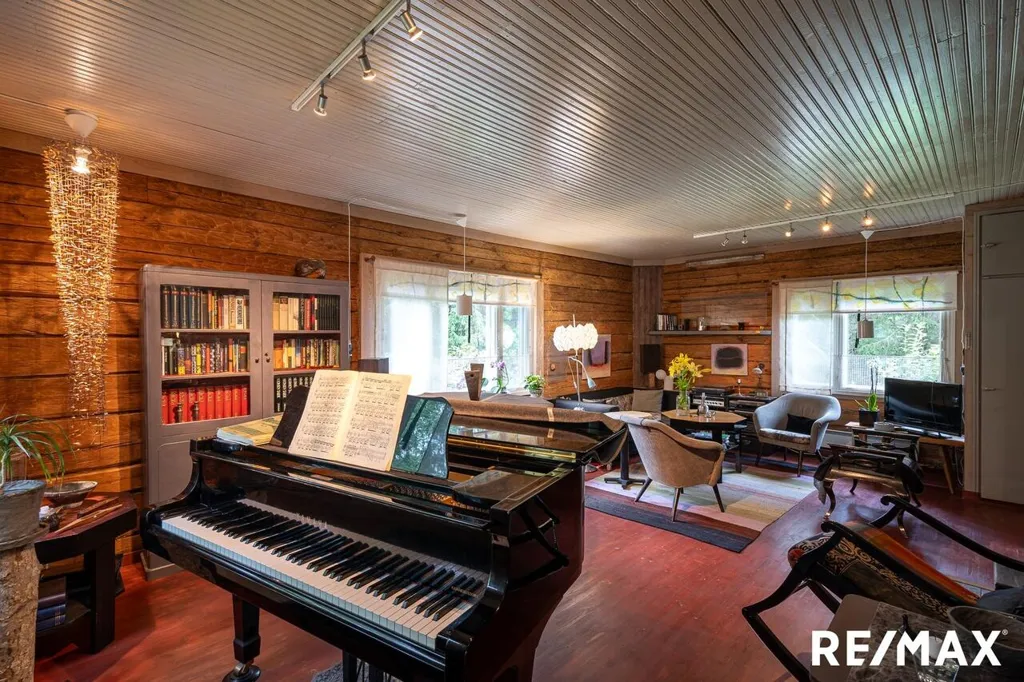 Elutuba - Historic Home with Modern Amenities in Sappee