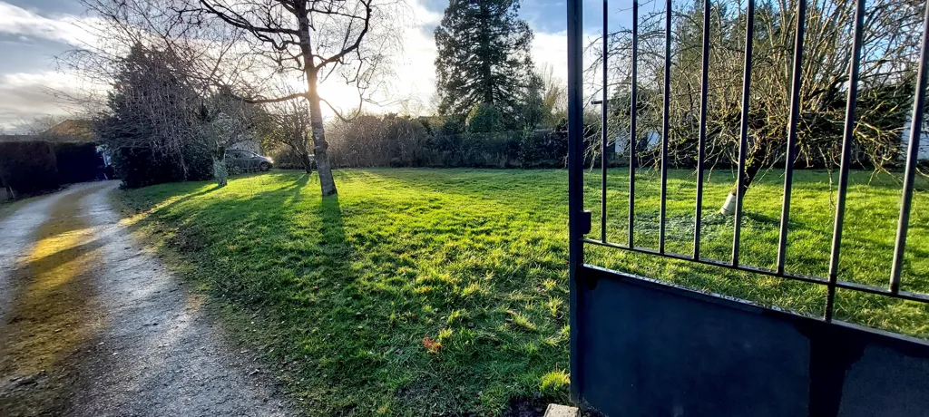 Extérieur - Terrain Constructible au Calme à Brognon