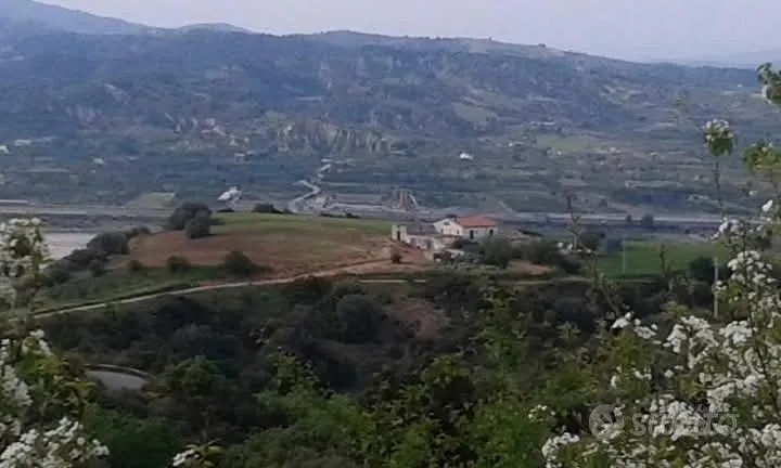 Agriturismo with Farmhouse in Rotondella