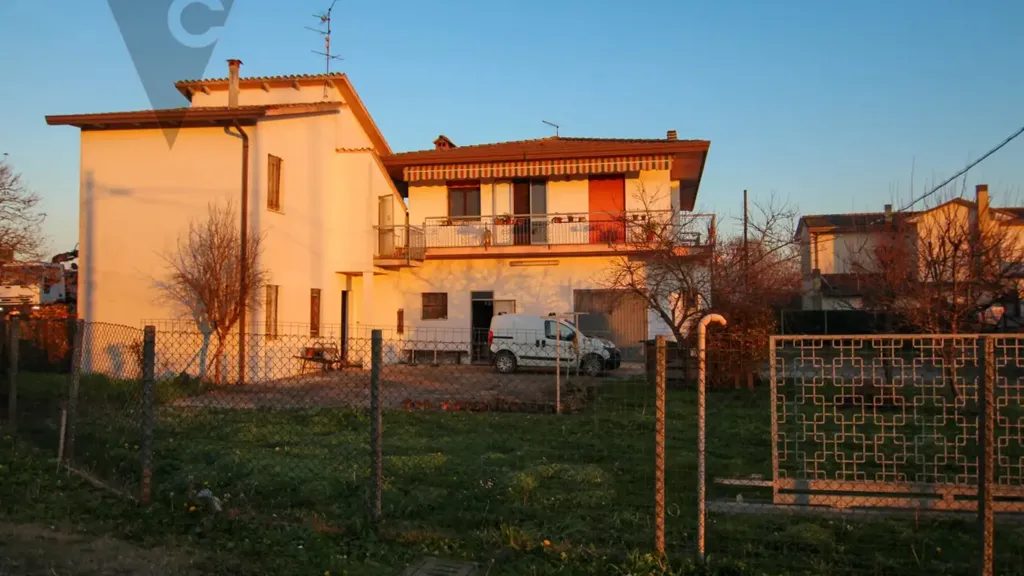 Esterno - Independent House with Workshop in Cona