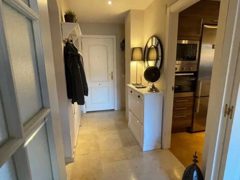 hallway_entrance