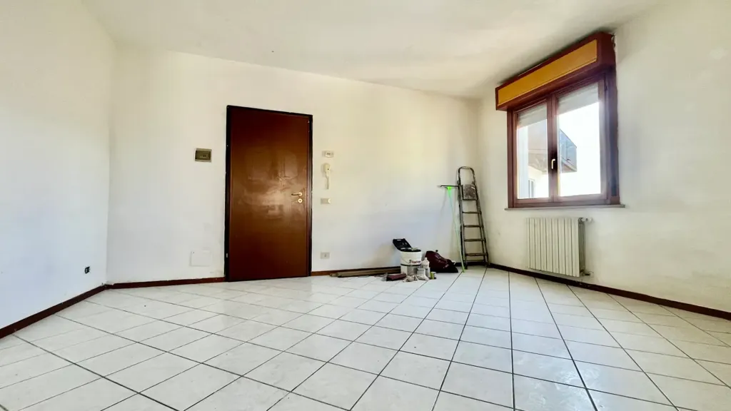 Pièces - Apartment with Terrace in Calcinaia Centre