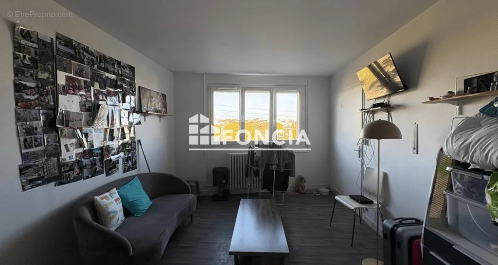 Séjour - Studio Investisseur avec Ascenseur à Chartres Gare