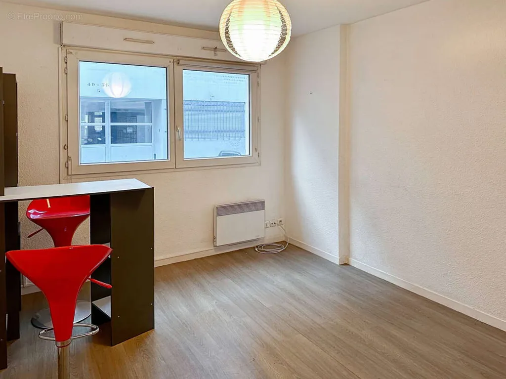 Kitchen - Studio with Parking in Bordeaux Centre