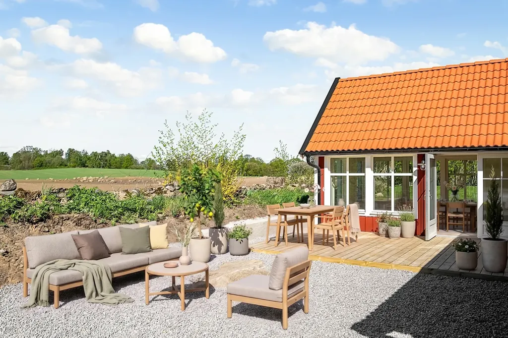 Terrass - One-Storey Villa with Loft in Scania