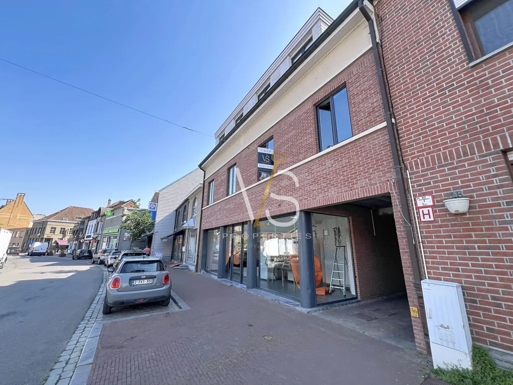 Exterior - 2-Bedroom Flat with Terrace in Rhode-Saint-Genèse