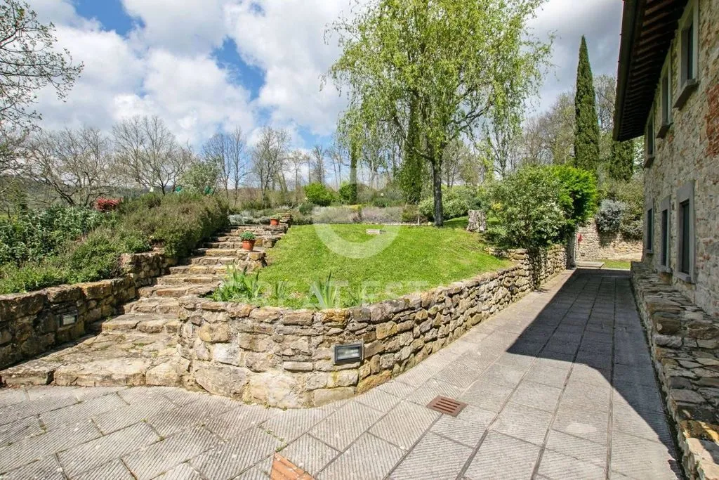 Aed - Tuscan Farmhouse with Pool in Mugello