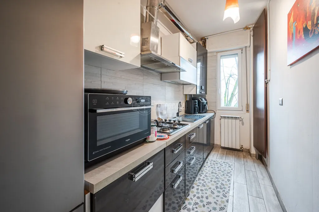 Cuisine - Rustic Bilocale with Balcony in Correggio