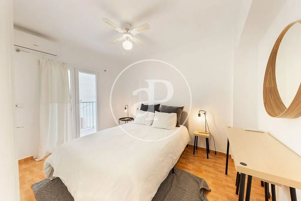 Chambres - Apartment with Balcony in Ponent