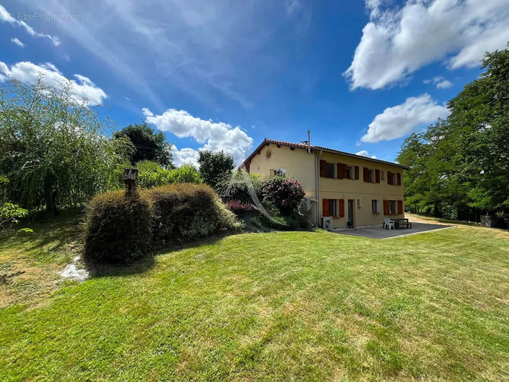 Giardino - Charming House with Pool in Rural Area