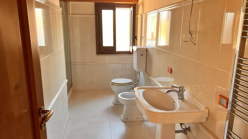 Salles de bain - Luxury Apartment with Courtyard View in Sciacca