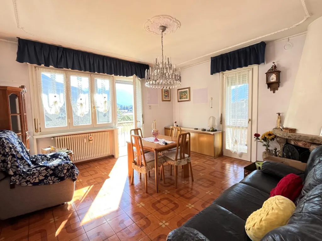 Séjour - Panoramic Apartment with Balcony in Trento