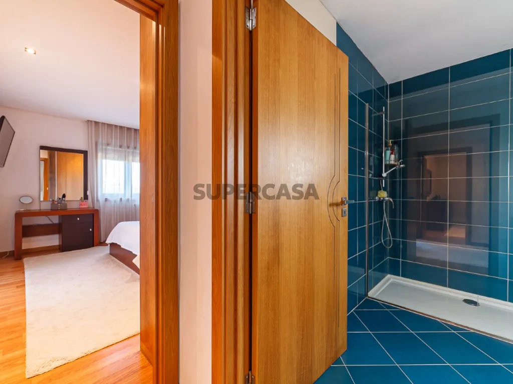 Vannitoad - Detached House with Pool in Fiães