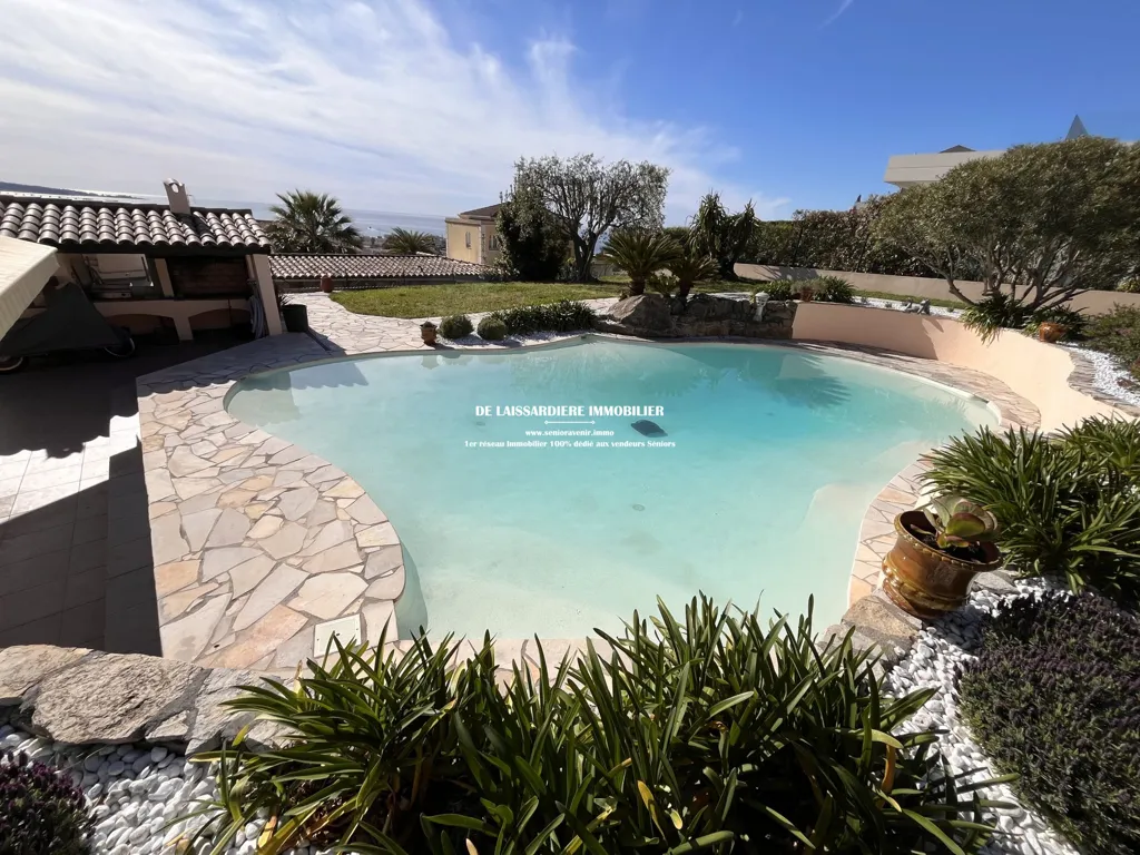 Bassein - Villa with Sea View near Vallauris