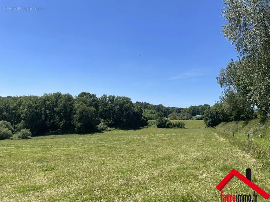 Garden - Constructible Plot with Garden in Conçèze