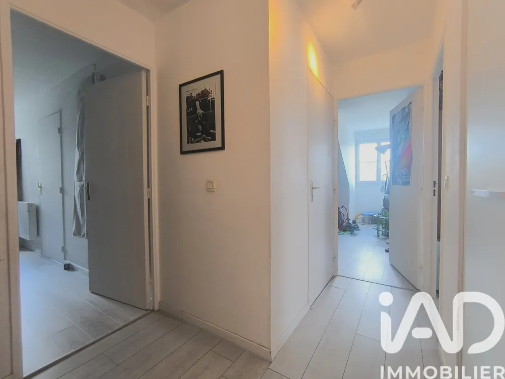 Entrée - Duplex avec Terrasse au Lac des Gasset à Serris