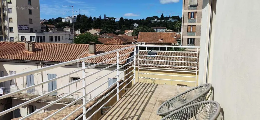 Balcone - Renovated Triplex with Terraces in Nîmes
