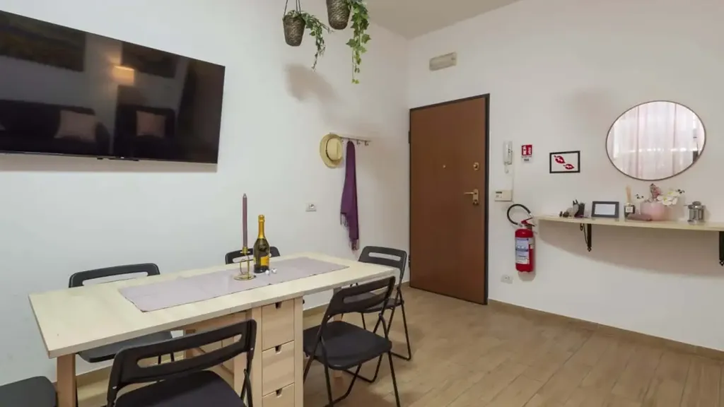Söögituba - Modern Studio in Central Milan
