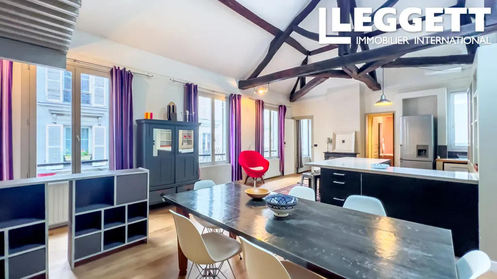 Salle à manger - Loft-Style avec Accès Privé à Batignolles, Paris