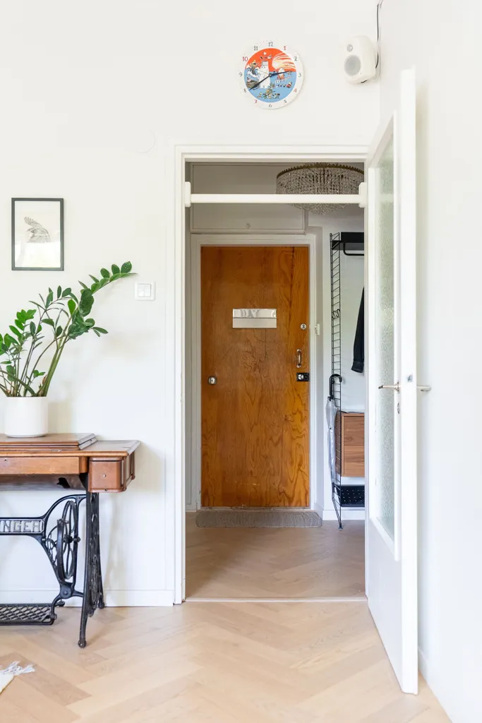Esik - Modern Studio Flat with Balcony in Lauttasaari