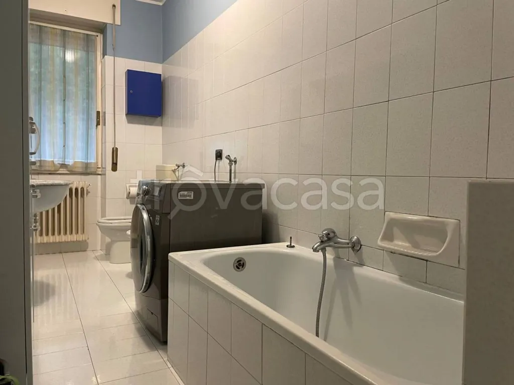 Baños - Fully Furnished Flat with Balcony in Arona