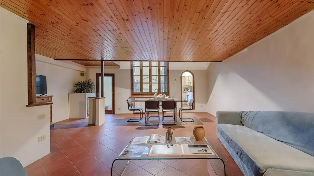 Elutuba - Loft with Terraced Balcony in Florence
