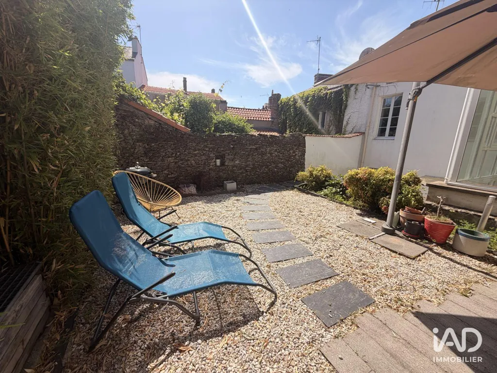Terrazza - Charming Townhouse with Courtyard in Pornic
