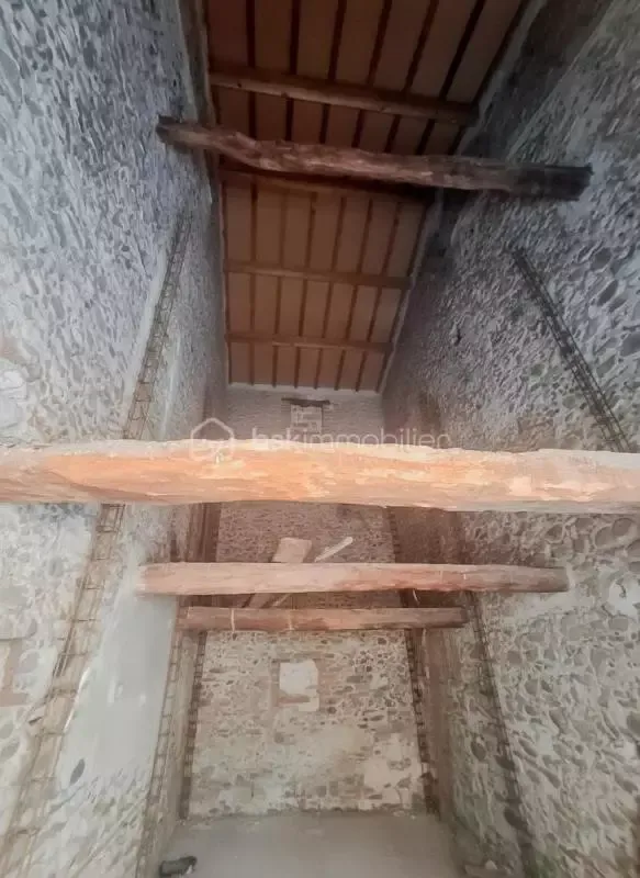 Stanze - Large Barn with Habitation Potential in Corneilla la Rivière