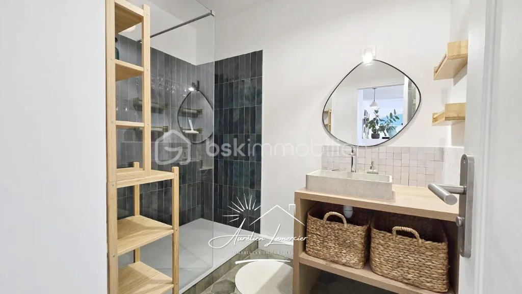 Salles de bain - Appartement Rénové avec Terrasse à Montpellier