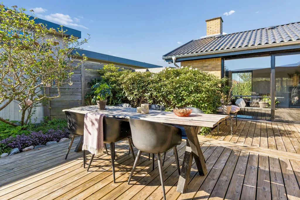 Terrasse - Spacious Villa with Terrace in Fredericia