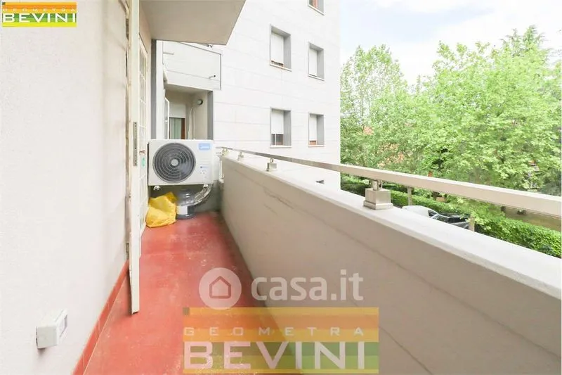 Balcony - Fully Renovated Apartment with Balcony in Modena