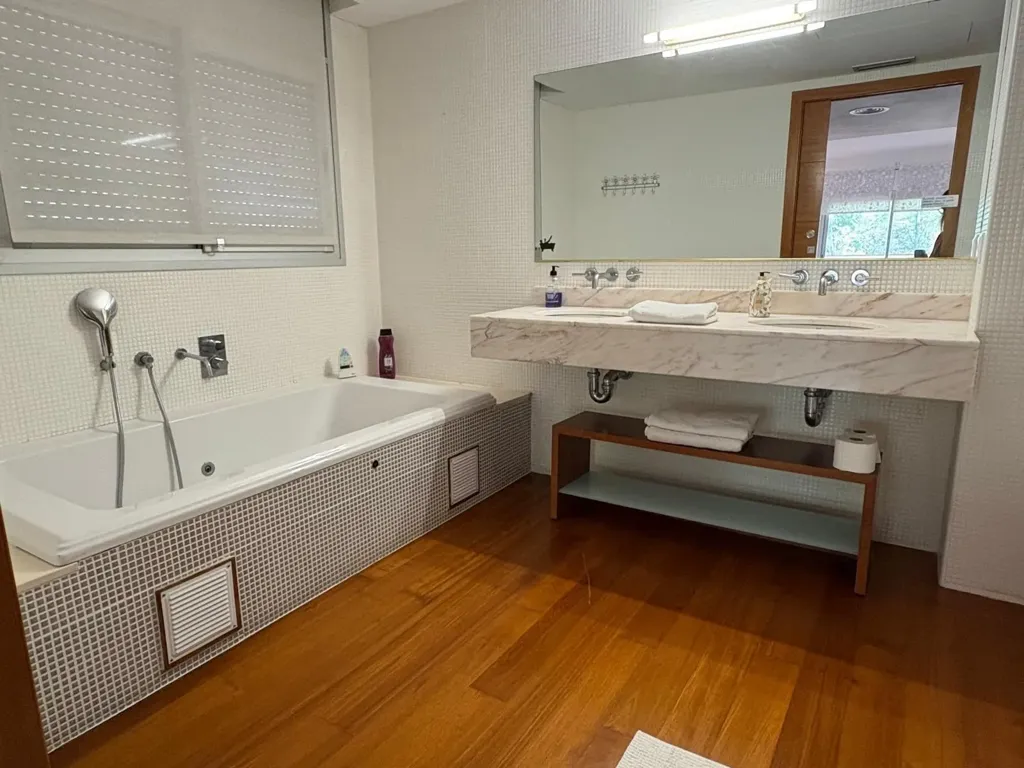 Salles de bain - Luxury Detached House with Pool in L'Escala