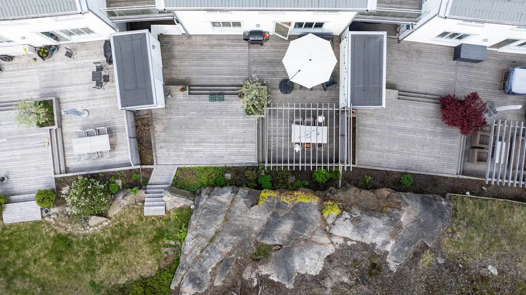 Vue aérienne - Co-op House with Central Location in Vega