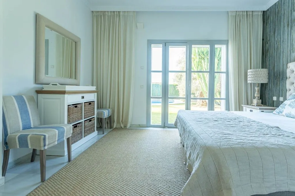 Magamistoad - Detached House with Pool in Sierra Blanca, Marbella