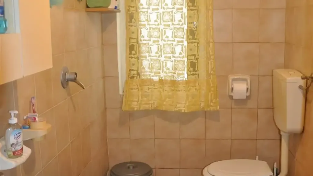 Salles de bain - Bifamiliar Villa with Olive Grove in Rosignano Marittimo