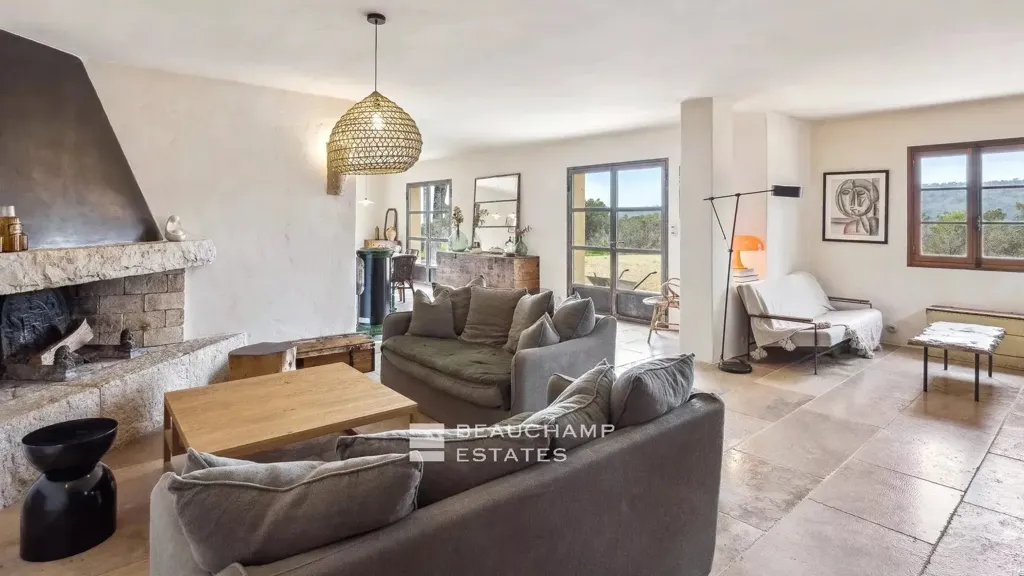 Elutuba - Charm Villa with Panoramic View in Bargemon