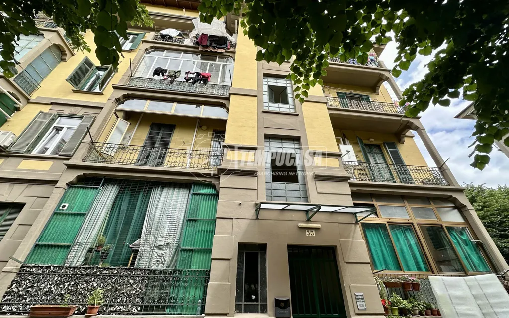 Välivaade - Trilocale with Balcony in Turin