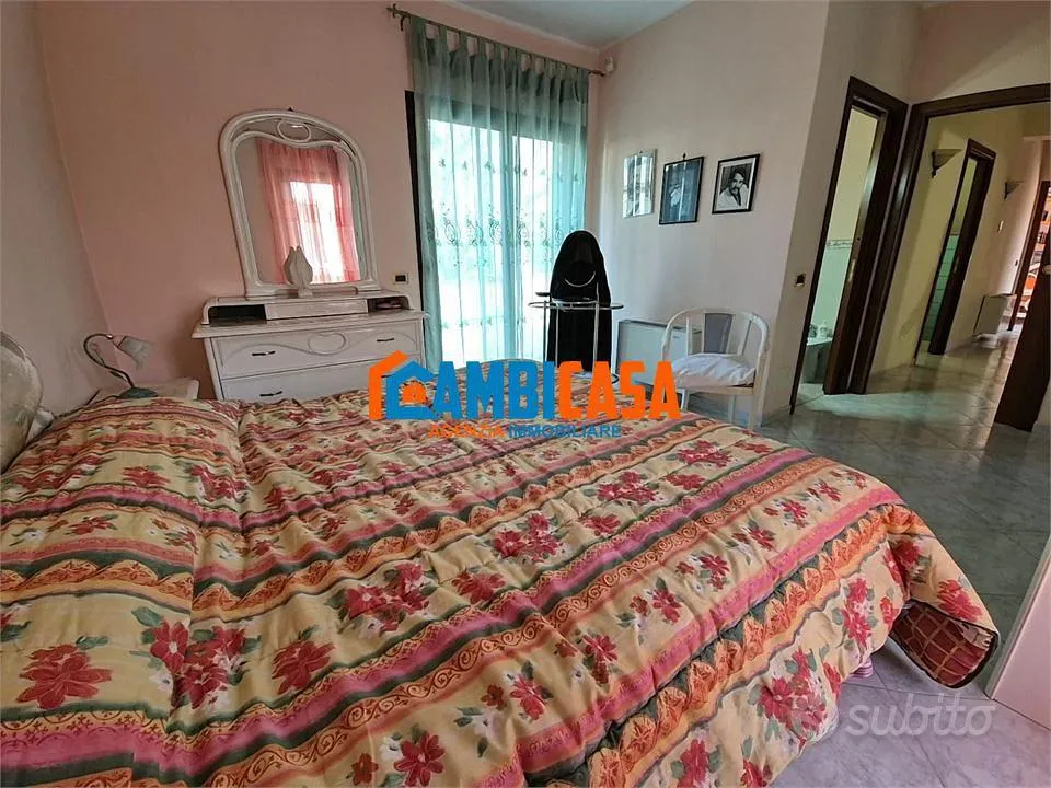 Chambres - Contemporary Villa with Extensive Gardens in Mondello