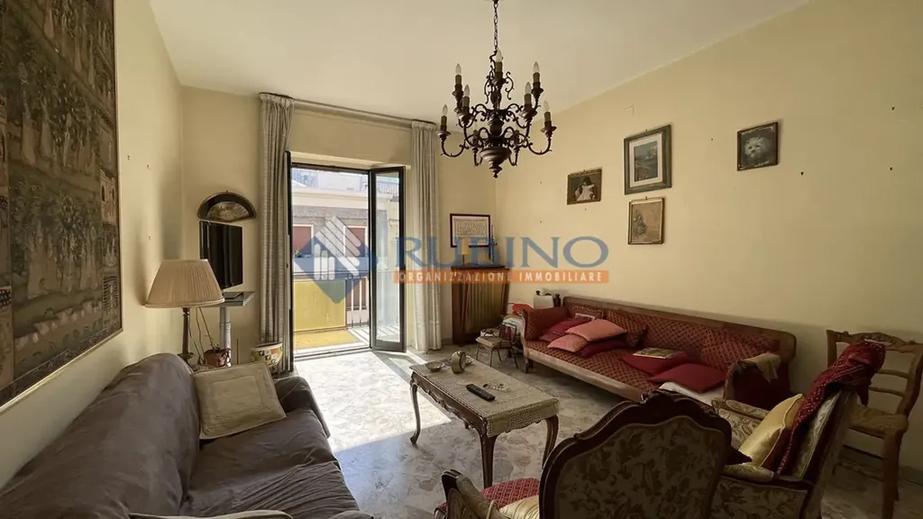 Elutuba - Apartment with Balcony in Bari's Murat Zone
