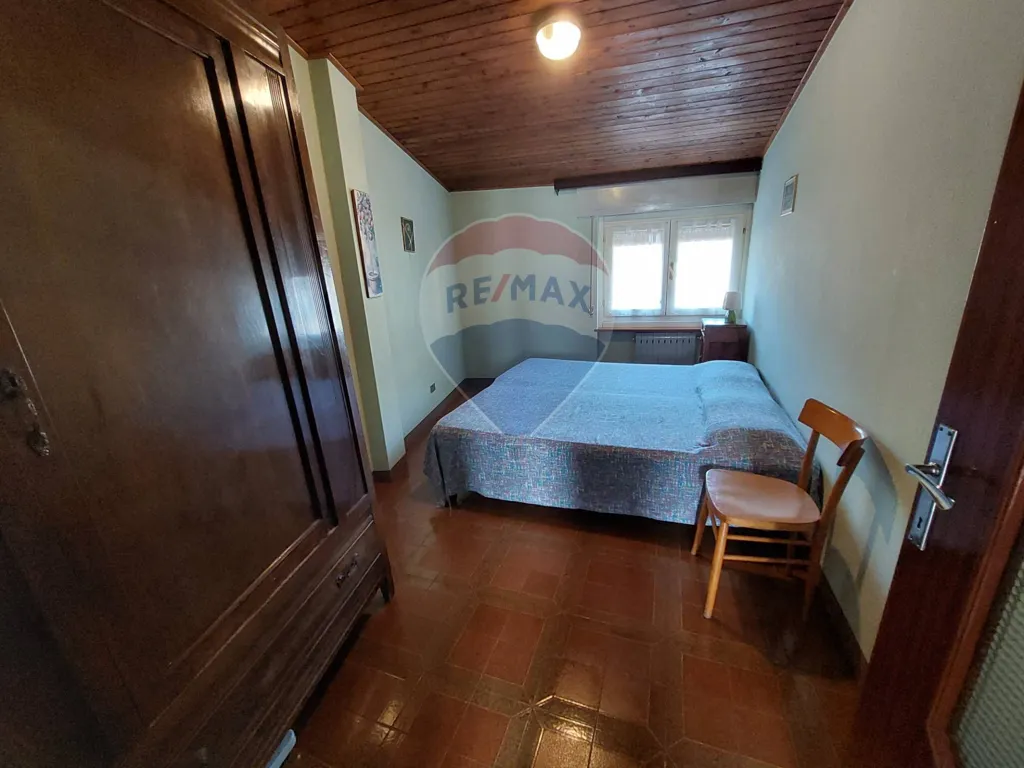 Chambres - Casa Indipendente with Terrace in Monasterolo del Castello