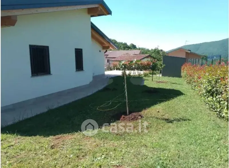 Aed - New Villa with Garden in Fiuggi
