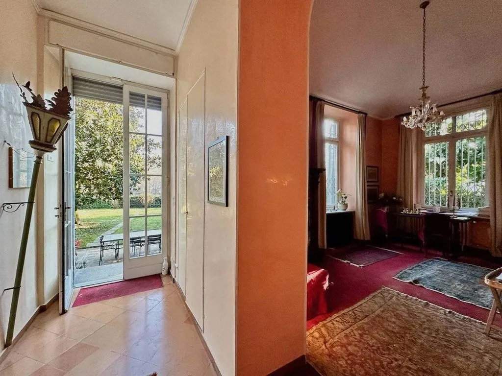 Esik - Luxury Flat with River View in Turin